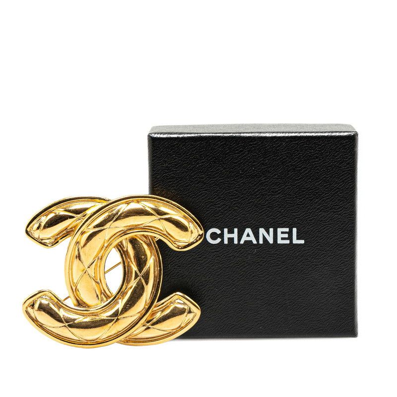 Chanel Chanel Chanel Vintage Matelasse Coco Mark Brooch Gold Plated Metal Brooch in Very Good Condition Size ONE SIZE - 4 Thumbnail