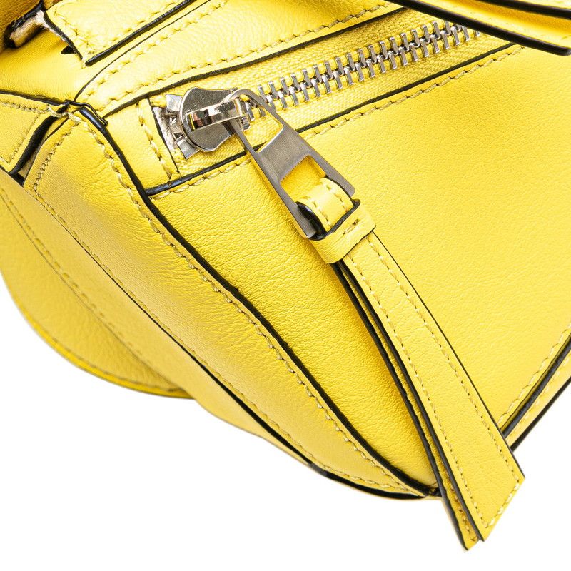 Loewe Loewe Loewe Leather Puzzle Mini Waist Bag Lemon Yellow Leather Belt Bag in Great Condition Size ONE SIZE - 5 Thumbnail