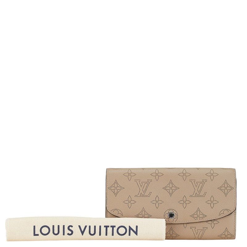 Louis Vuitton Louis Vuitton Louis Vuitton Monogram Mahina Iris Long Wallet M60144 Beige Leather Leather Long Wallet M60144 in Very Good Condition Size ONE SIZE - 10 Thumbnail