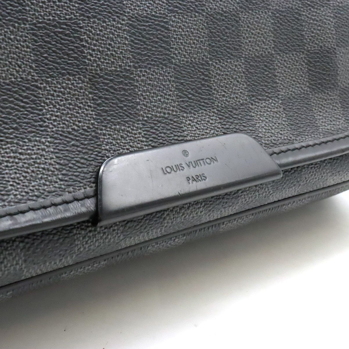 Louis Vuitton Louis Vuitton Louis Vuitton Damier Graphite Daniel MM Shoulder Bag N58029 Canvas Crossbody Bag N58029 in Good Condition Size ONE SIZE - 7 Thumbnail