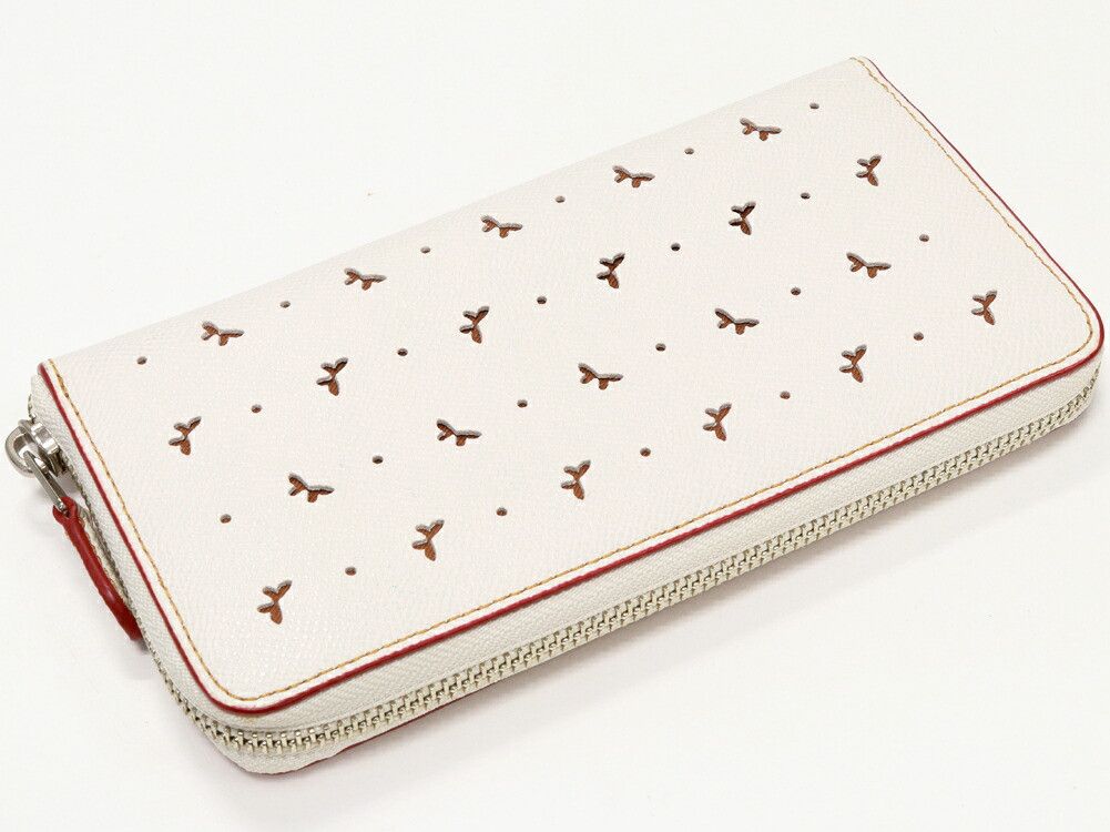 Coach Coach Coach Butterfly Punching Calf Ivory Long Wallet F59059 Leather Long Wallet F59059 in Pristine Condition Size ONE SIZE - 2 Thumbnail