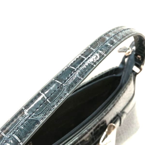 Other Other Monte Rosso Enamel Handbag for Women Leather Handbag in Good Condition Size ONE SIZE - 7 Thumbnail