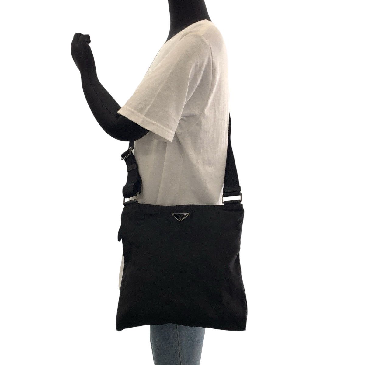 Prada Prada Prada Nylon Tessuto Logo Plate Shoulder Bag Canvas Crossbody Bag in Very Good Condition Size ONE SIZE - 7 Thumbnail