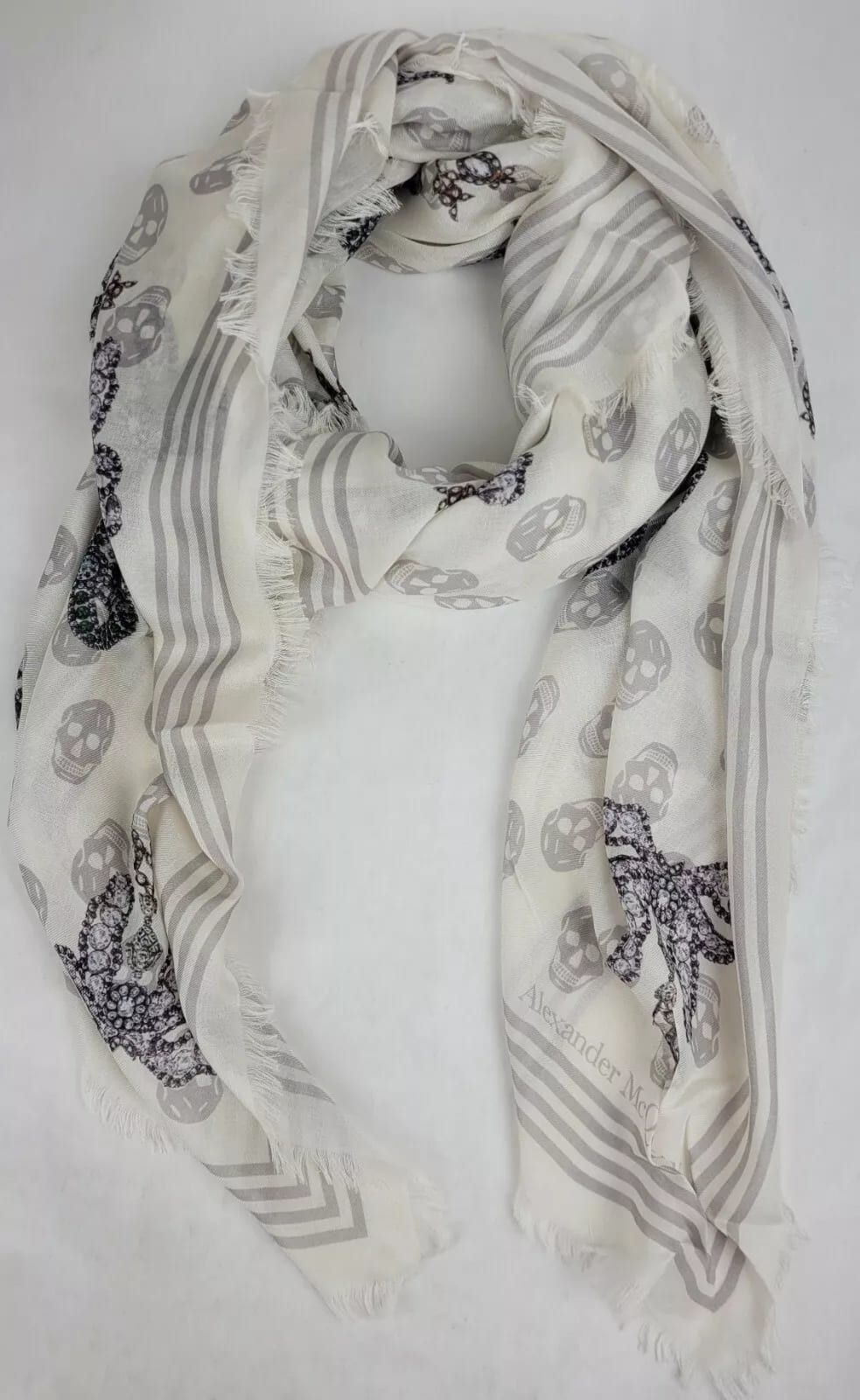 Alexander McQueen White Modal Skull/Crystal Ribbon Bow Print Scarf Size ONE SIZE - 5 Thumbnail