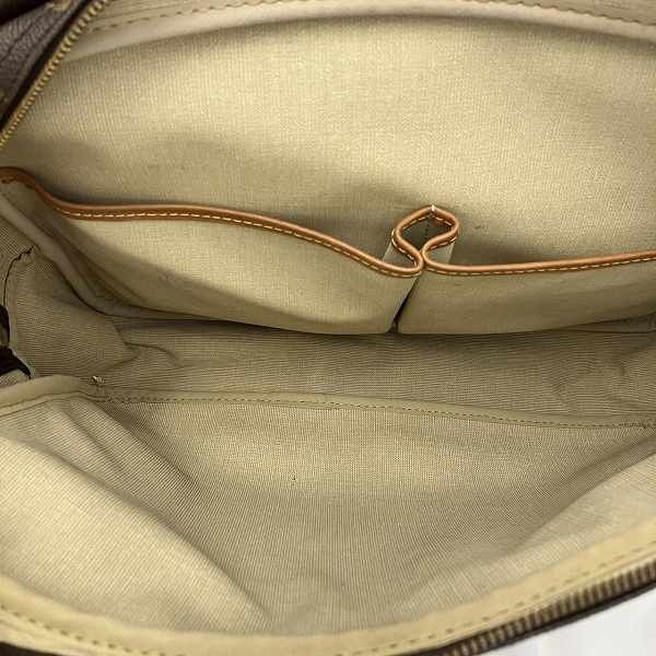 Louis Vuitton Louis Vuitton Louis Vuitton Monogram Reporter GM Shoulder Bag M45252 Canvas Crossbody Bag M45252 in Good Condition Size ONE SIZE - 6 Thumbnail