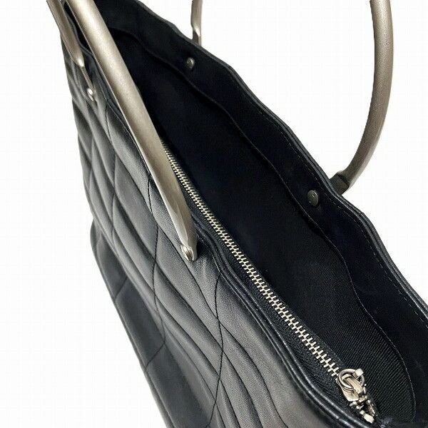 Chanel Chanel Chanel Lambskin Chocobar Tote Bag Leather Tote Bag 5340840 in Good Condition Size ONE SIZE - 9 Thumbnail