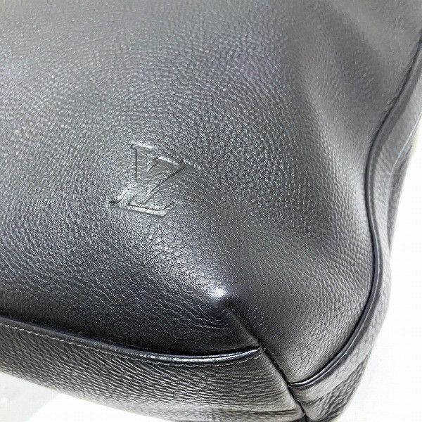 Louis Vuitton Louis Vuitton Louis Vuitton Naxos Alice Shoulder Bag M94206 Leather Shoulder Bag M94206 in Good Condition Size ONE SIZE - 4 Thumbnail