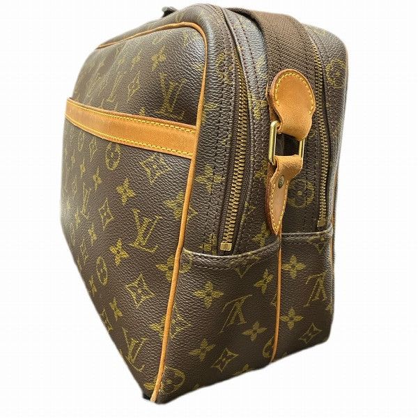 Louis Vuitton Louis Vuitton Louis Vuitton Monogram Reporter GM Shoulder Bag Canvas Crossbody Bag M45252 in Good Condition Size ONE SIZE - 8 Thumbnail