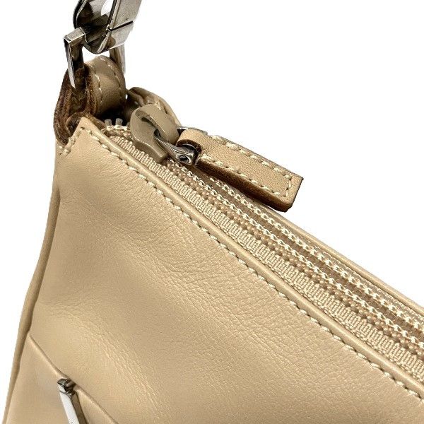 Gucci Gucci Gucci Bamboo Leather Handbag 0013865 Leather Handbag 0013865 in Good Condition Size ONE SIZE - 4 Thumbnail