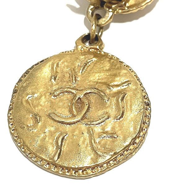 Chanel Chanel Chanel Coin Motif Earrings Metal Earrings in Good Condition Size ONE SIZE - 4 Thumbnail
