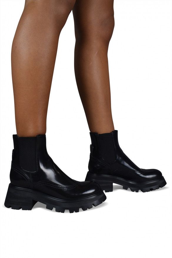 Alexander McQueen Wander Chelsea Boots Size US 8 / IT 38 - 2 Thumbnail