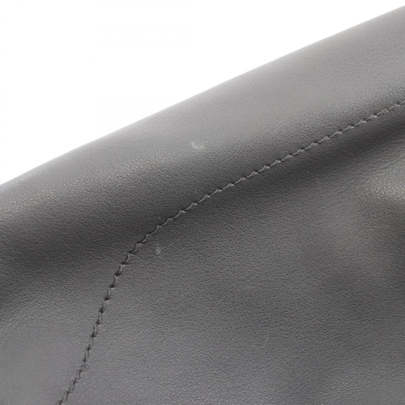 Salvatore Ferragamo Salvatore Ferragamo Gancini Leather Shoulder Bag Leather Shoulder Bag EE-21 D477 in Good Condition Size ONE SIZE - 8 Thumbnail
