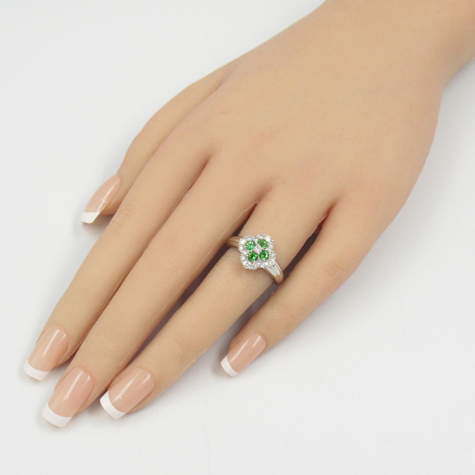 Other Other Platinum Emerald Diamond Ring Metal Ring in Great Condition Size ONE SIZE - 7 Thumbnail