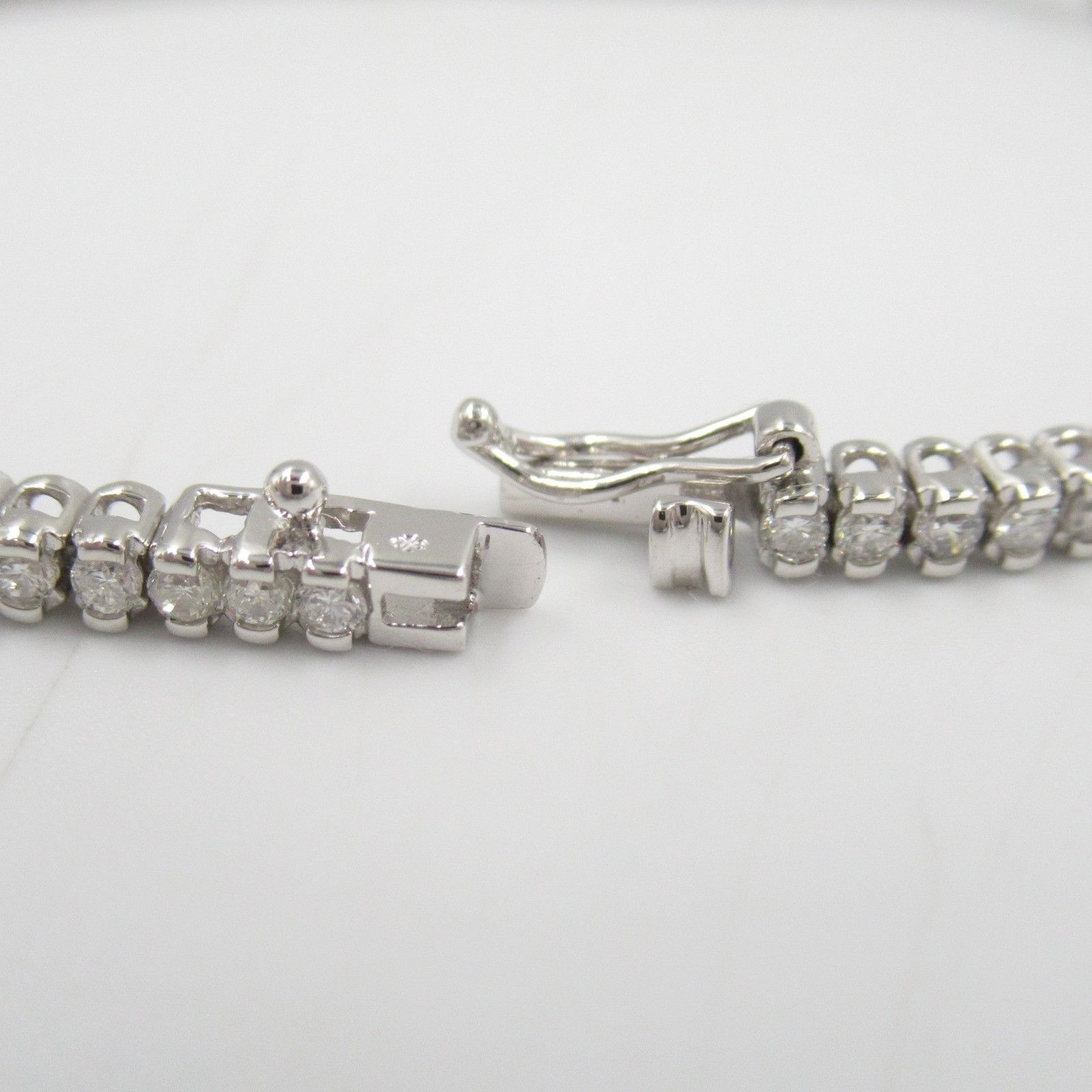 Other Other 14K Diamond Chain Bracelet Metal Bracelet in Great Condition Size ONE SIZE - 5 Thumbnail