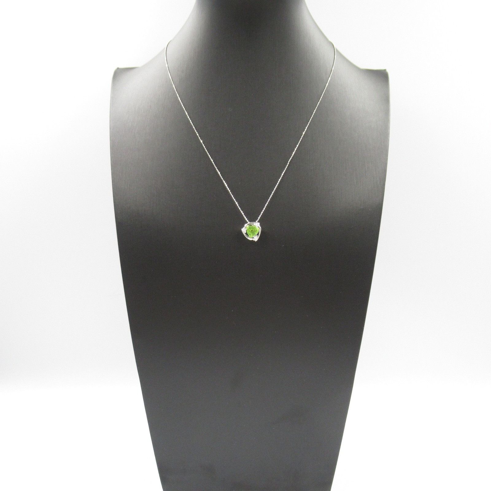 Other Other 18K Peridot Necklace Metal Necklace in Great Condition Size ONE SIZE - 8 Thumbnail