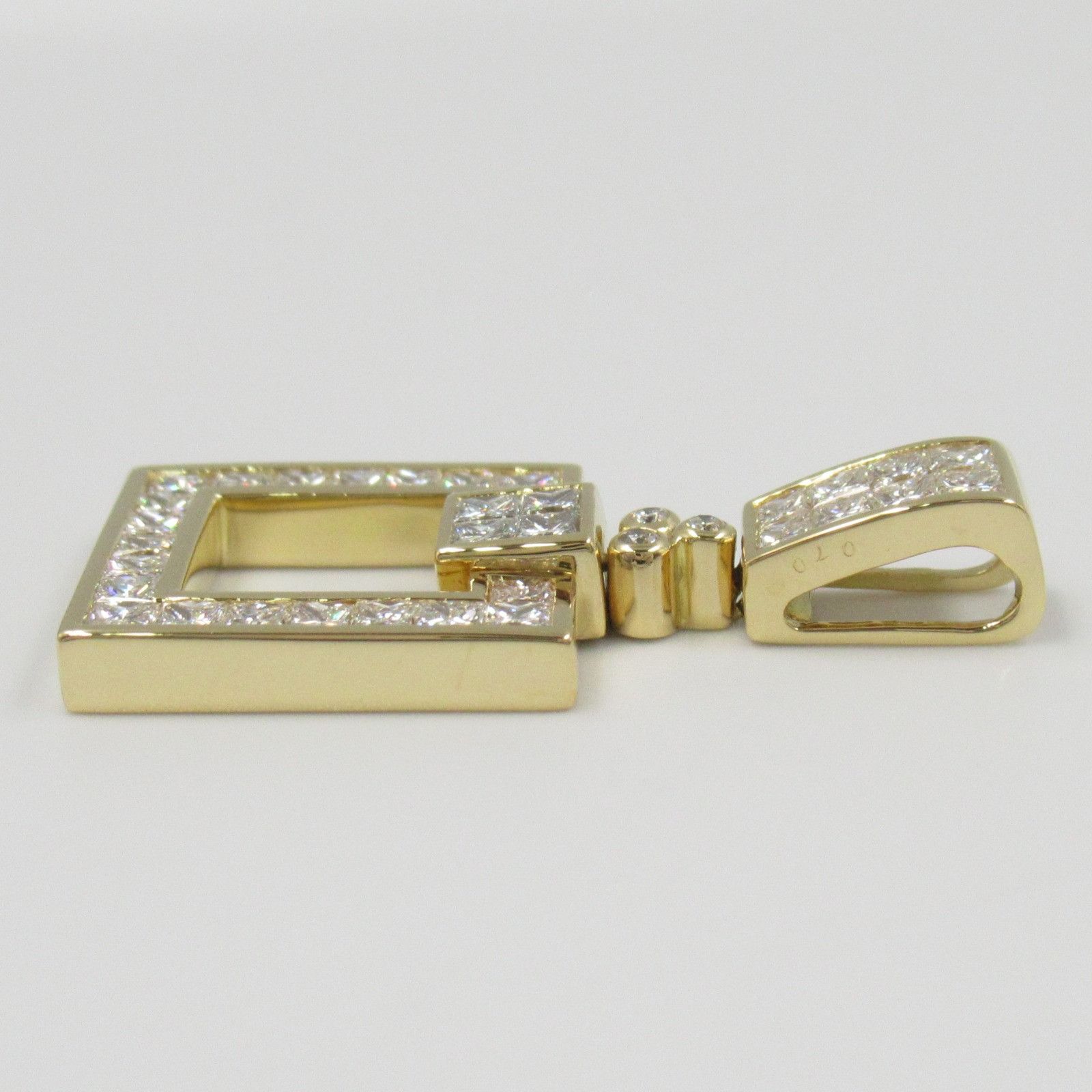 Other Other 18K Diamond Pendant Metal Pendant in Great Condition Size ONE SIZE - 6 Thumbnail