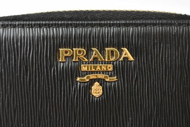 Prada Prada Prada Mini Wallet VITELLO MOVE Leather Black Leather Card Case 230645-p in Great Condition Size ONE SIZE - 3 Thumbnail