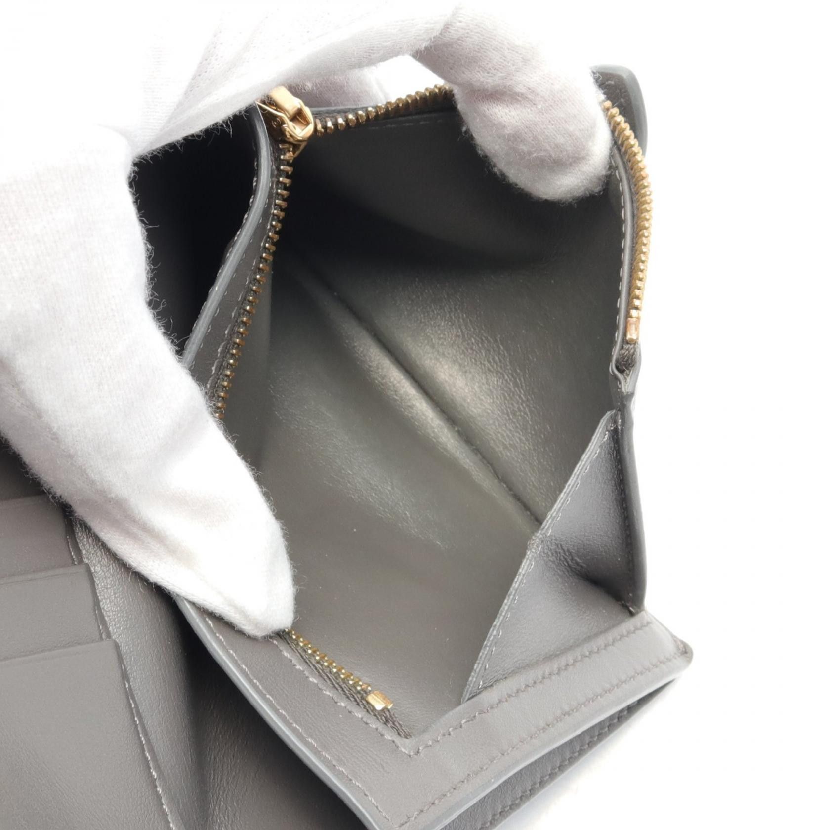 Celine Celine Leather Bifold Wallet Leather Short Wallet 10B643BFP in Very Good Condition Size ONE SIZE - 5 Thumbnail