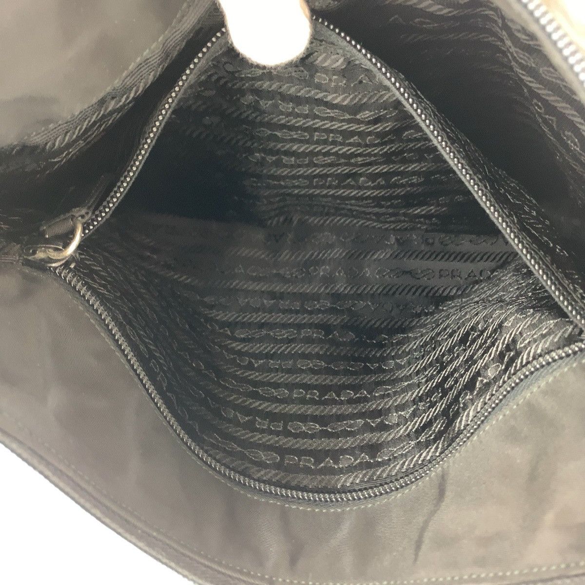 Prada Prada Prada Nylon Tessuto Logo Plate Shoulder Bag Canvas Crossbody Bag 408547 in Great Condition Size ONE SIZE - 10 Thumbnail
