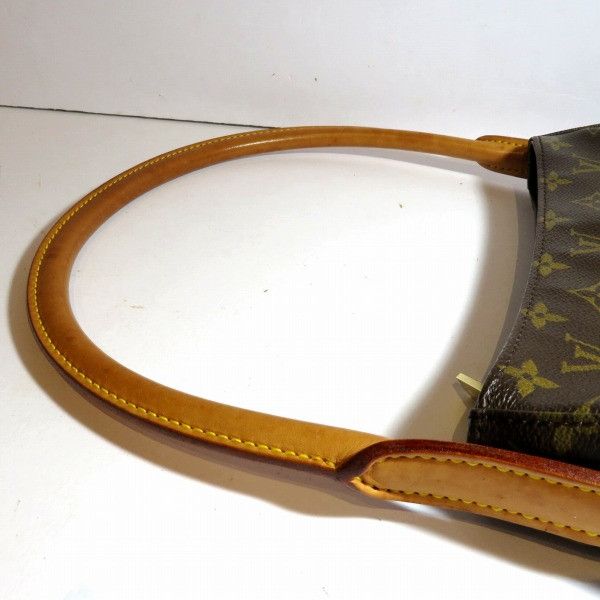 Louis Vuitton Louis Vuitton Louis Vuitton Looping MM Monogram Shoulder Bag Canvas Shoulder Bag M51146 in Good Condition Size ONE SIZE - 8 Thumbnail