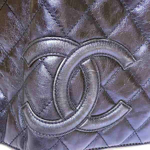 Chanel Chanel Chanel Cambon Line Leather Bifold Wallet A26717 Leather Long Wallet A26717 in Good Condition Size ONE SIZE - 8 Thumbnail