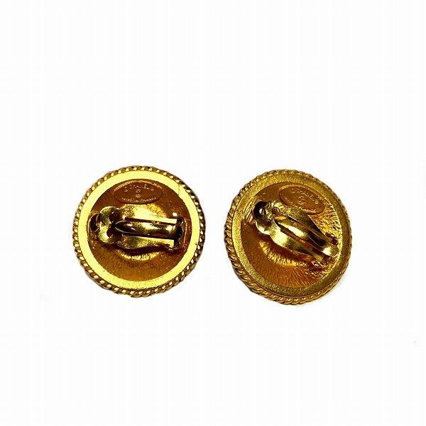 Chanel Chanel Chanel Gold Faux Pearl Rhinestone Earrings Metal Earrings in Good Condition Size ONE SIZE - 3 Thumbnail