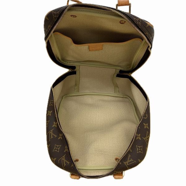 Louis Vuitton Louis Vuitton Louis Vuitton Monogram Excursion Handbag M41450 Canvas Handbag M41450 in Good Condition Size ONE SIZE - 6 Thumbnail
