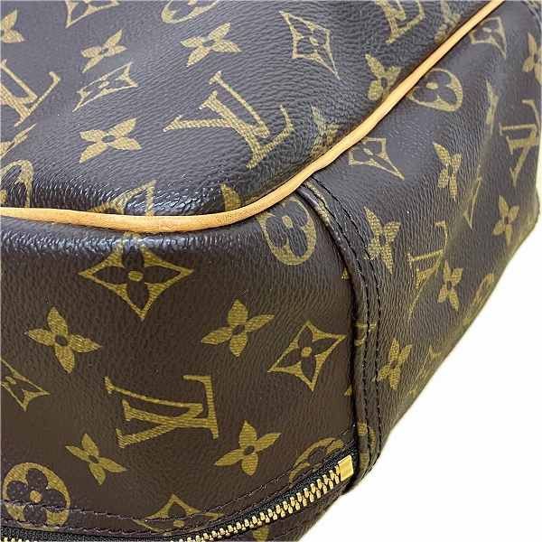 Louis Vuitton Louis Vuitton Louis Vuitton Monogram Excursion Handbag M41450 Canvas Handbag M41450 in Good Condition Size ONE SIZE - 9 Thumbnail