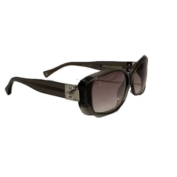 Louis Vuitton Louis Vuitton Louis Vuitton Z0070E Sunglasses Plastic Sunglasses Z0070E in Good Condition Size ONE SIZE - 5 Thumbnail