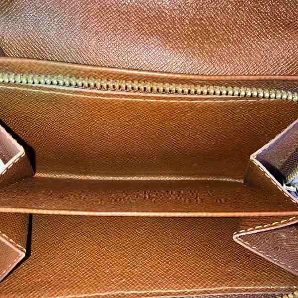 Louis Vuitton Louis Vuitton Louis Vuitton Monogram Wallet M61730 Canvas Short Wallet M61730 in Fair Condition Size ONE SIZE - 5 Thumbnail