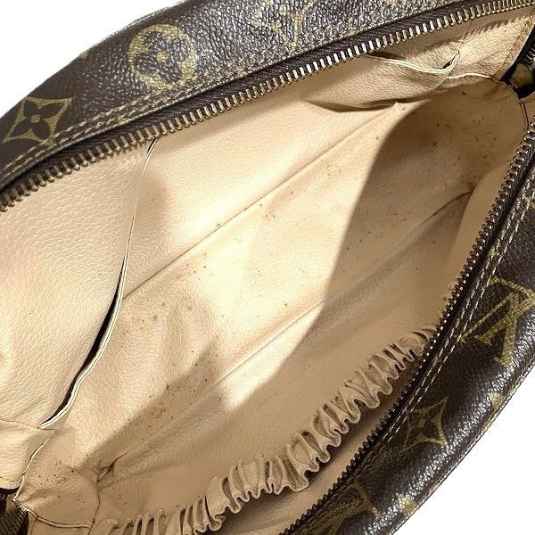 Louis Vuitton Louis Vuitton Louis Vuitton Monogram Toiletry Pouch M47522 Canvas Clutch Bag M47522 in Good Condition Size ONE SIZE - 6 Thumbnail