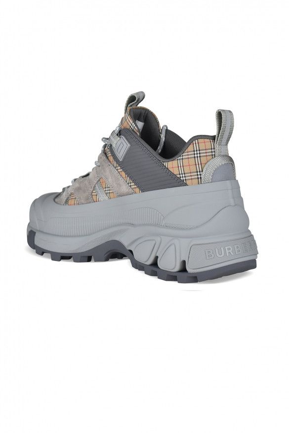 Burberry Arthur Sneakers Size US 7 / EU 40 - 3 Thumbnail