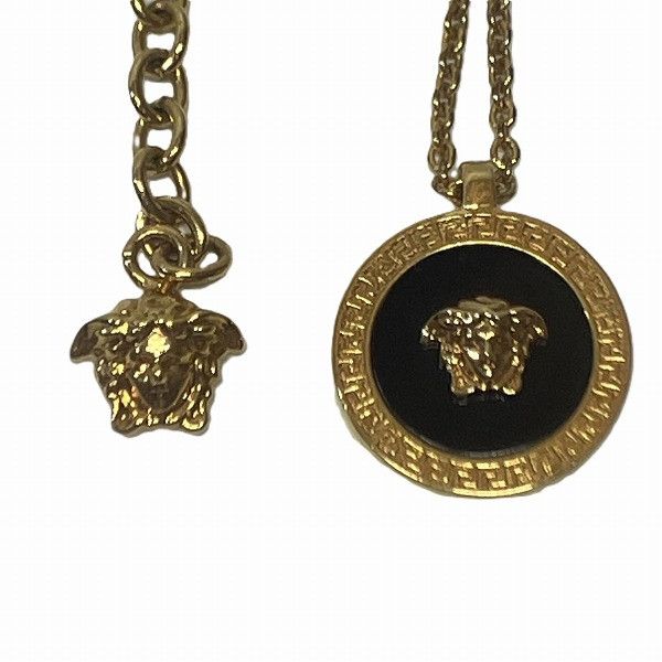 Versace Versace Versace Medusa Pendant Necklace Metal Necklace in Good Condition Size ONE SIZE - 7 Thumbnail