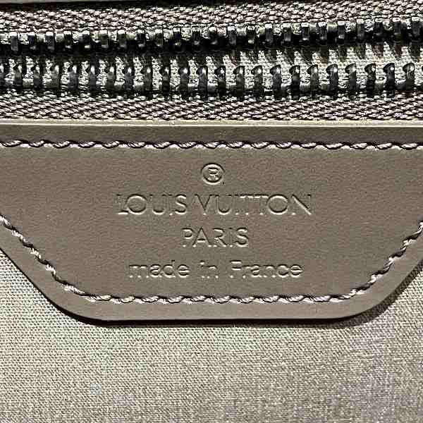 Louis Vuitton Louis Vuitton Louis Vuitton Epi Leather Santrope Bag M5246C Leather Shoulder Bag M5246C in Good Condition Size ONE SIZE - 5 Thumbnail