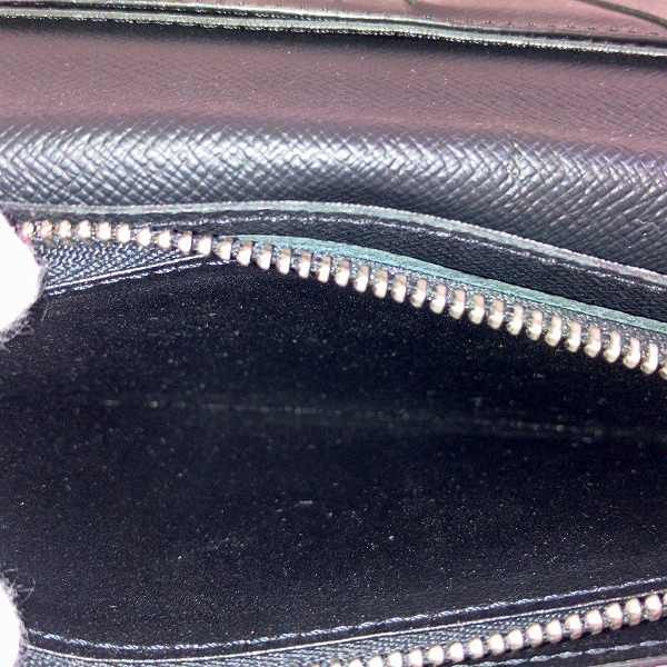 Louis Vuitton Louis Vuitton Louis Vuitton Taiga Portefeuille Plaza Wallet Leather Long Wallet M32572 in Great Condition Size ONE SIZE - 5 Thumbnail