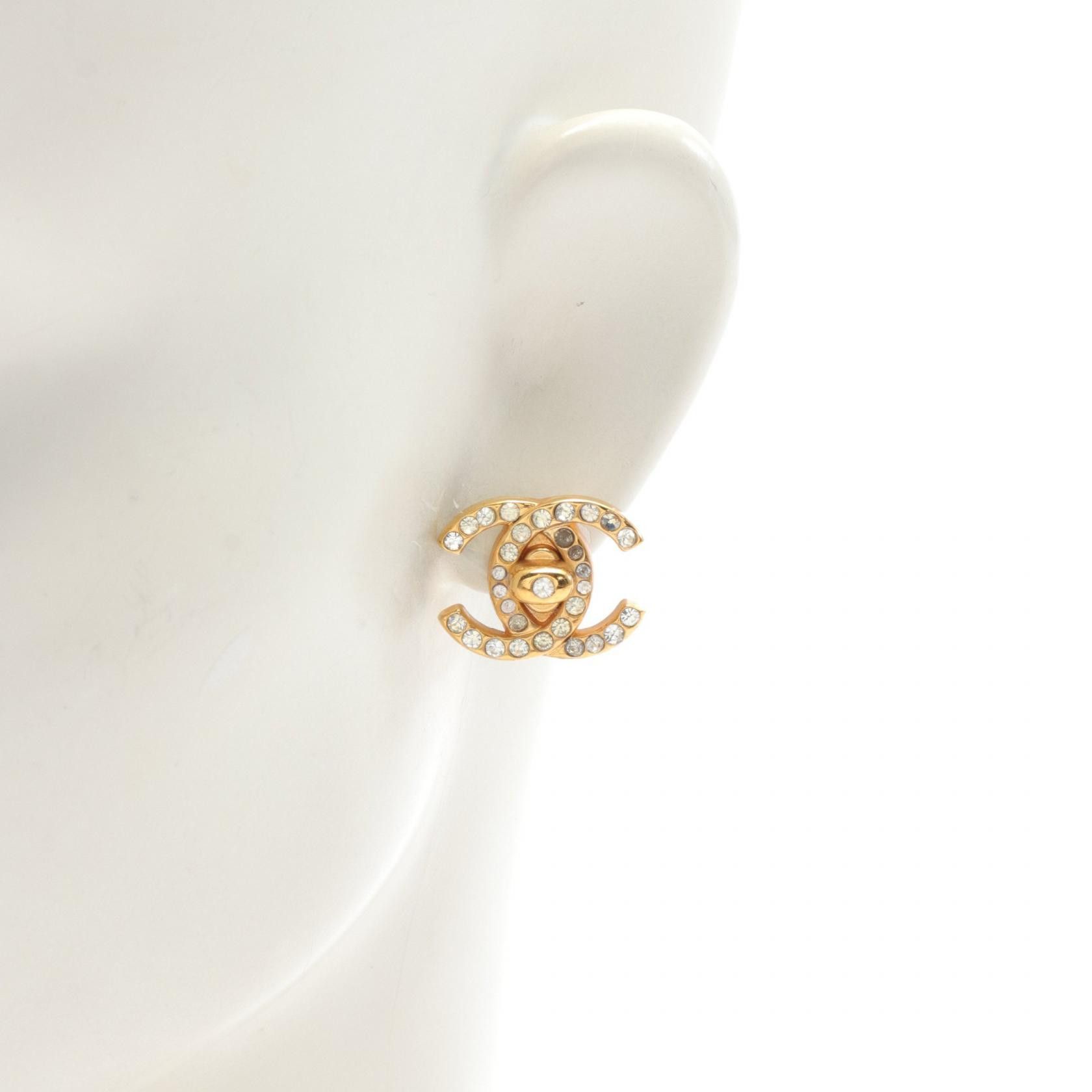 Chanel Chanel CC Rhinestone Clip On Earrings Metal Earrings 96A in Very Good Condition Size ONE SIZE - 4 Thumbnail