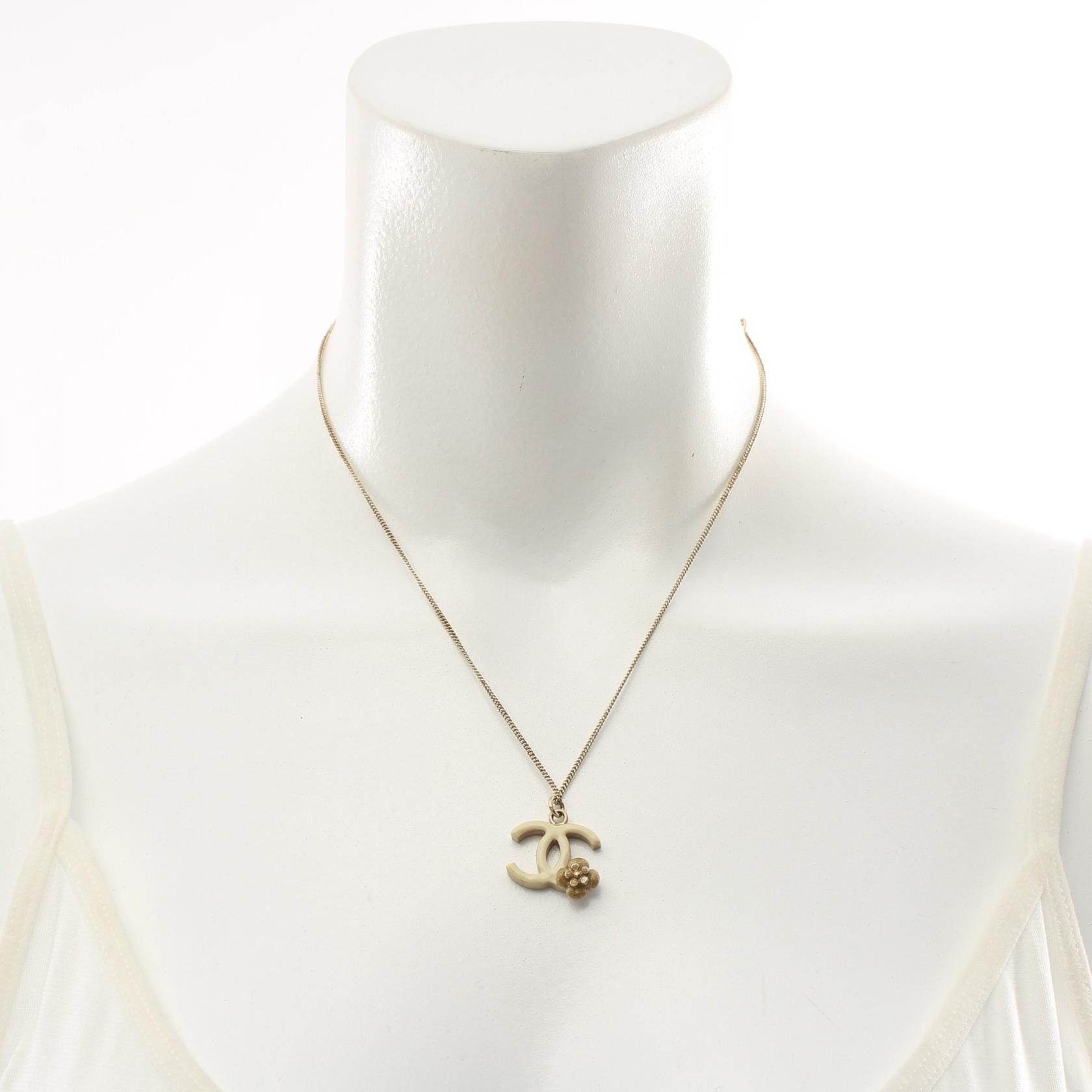 Chanel Chanel CC Camellia Chain Necklace Metal Necklace B13C in Good Condition Size ONE SIZE - 4 Thumbnail