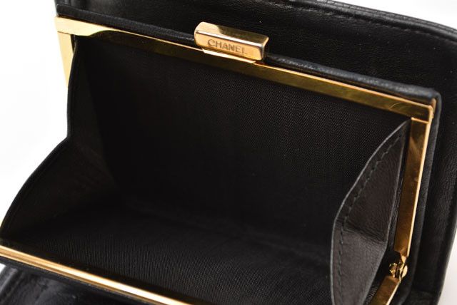 Chanel Chanel Chanel Caviar Skin Vintage Wallet Black Leather Short Wallet 2408m19-ch in Very Good Condition Size ONE SIZE - 10 Thumbnail