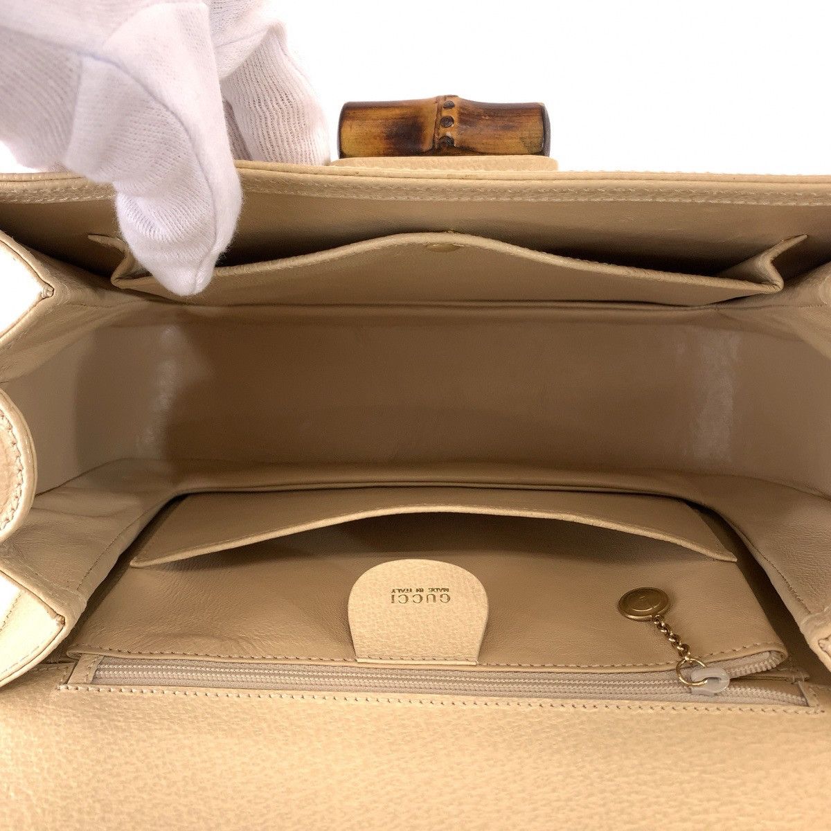 Gucci Gucci Gucci Bamboo Leather Handbag Off-White Beige Leather Handbag 0009260633 in Great Condition Size ONE SIZE - 9 Thumbnail