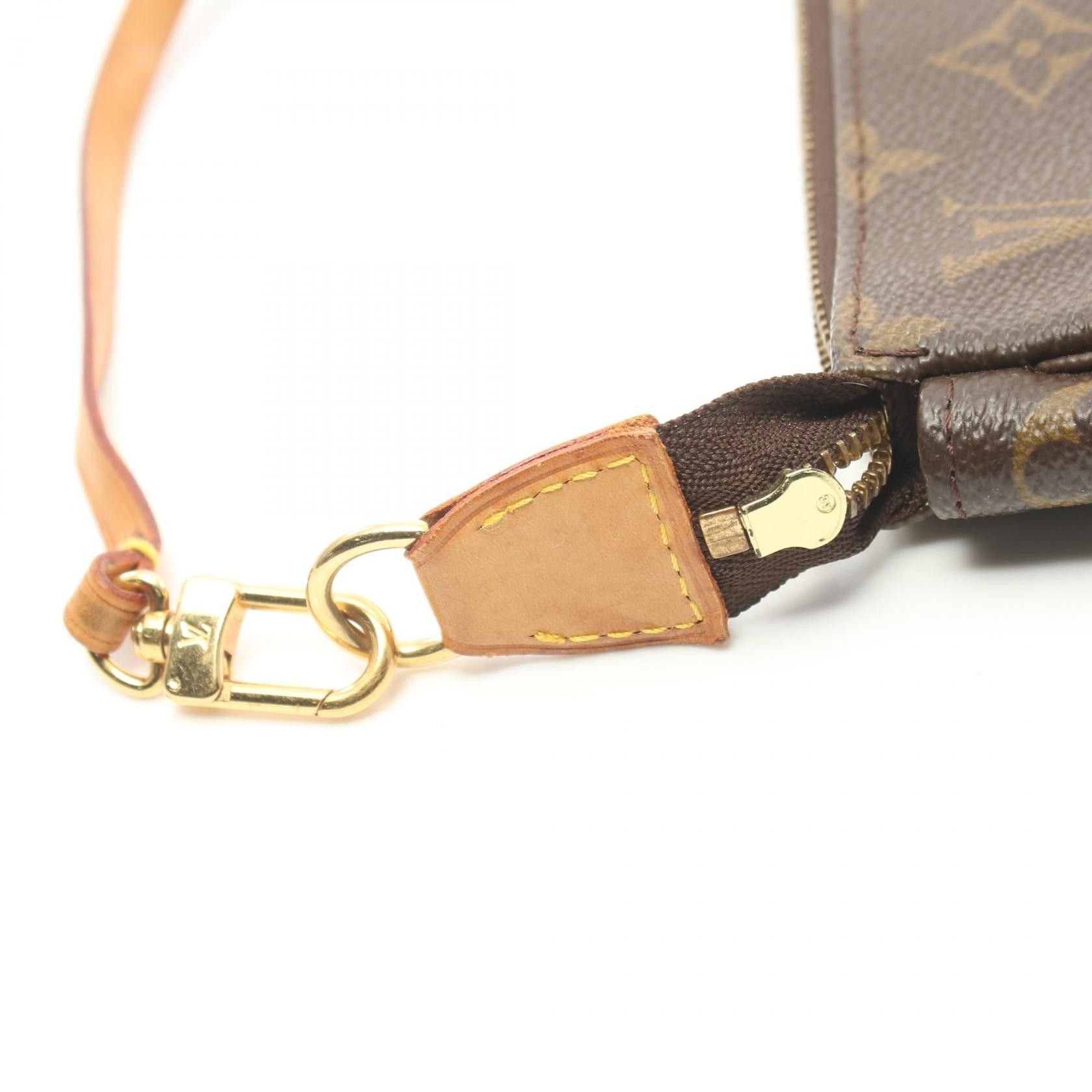 Louis Vuitton Louis Vuitton Monogram Pochette Accesoires Canvas Handbag M51980 in Good Condition Size ONE SIZE - 10 Thumbnail