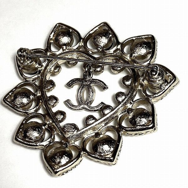 Chanel Chanel Chanel Coco Mark Heart Stone Brooch A19B Metal Brooch A19B in Good Condition Size ONE SIZE - 5 Thumbnail