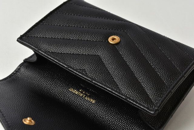 Yves Saint Laurent Yves Saint Laurent Saint Laurent Mini Wallet Card Case Black Leather Card Case in Pristine Condition Size ONE SIZE - 6 Thumbnail