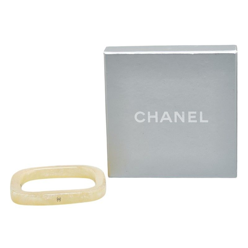 Chanel Chanel Chanel Coco Mark Square Bangle Acrylic Plastic Bangle 99P in Very Good Condition Size ONE SIZE - 5 Thumbnail