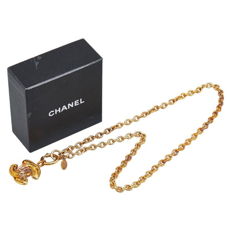 Chanel Chanel Chanel Vintage Matelasse Coco Mark Necklace Metal Necklace in Good Condition Size ONE SIZE - 9 Thumbnail