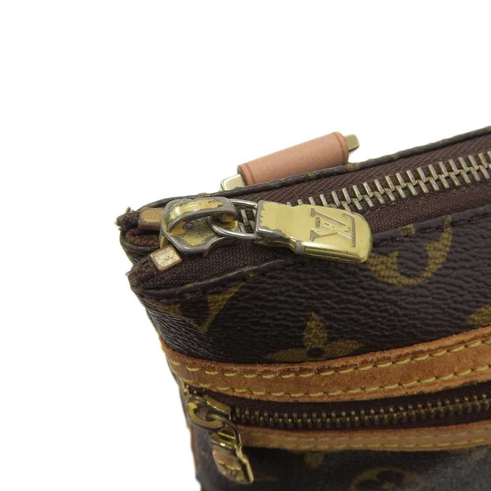 Louis Vuitton Louis Vuitton Louis Vuitton Monogram Bosphore Shoulder Bag M40044 Canvas Crossbody Bag M40044 in Very Good Condition Size ONE SIZE - 5 Thumbnail