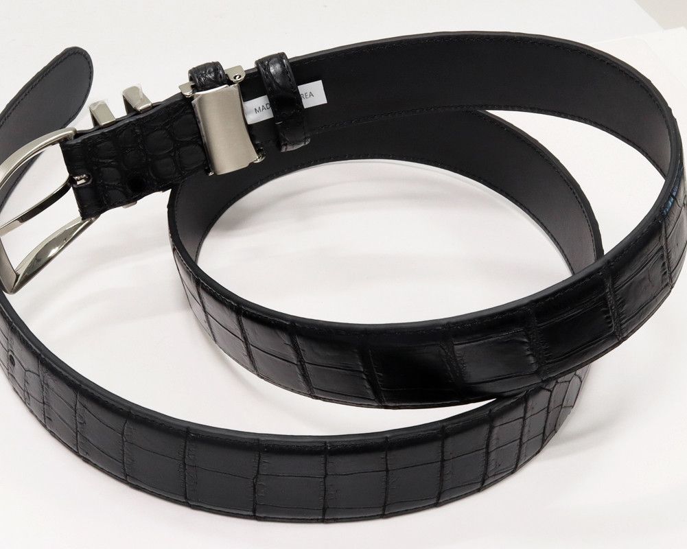 Other Other Crocodile Leather Belt Matte Black Stainless Buckle Leather Belt 2301445 in Pristine Condition Size ONE SIZE - 4 Thumbnail