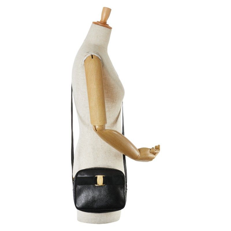 Salvatore Ferragamo Salvatore Ferragamo Salvatore Ferragamo Vara Leather Shoulder Bag Leather Crossbody Bag D213096 in Great Condition Size ONE SIZE - 8 Thumbnail