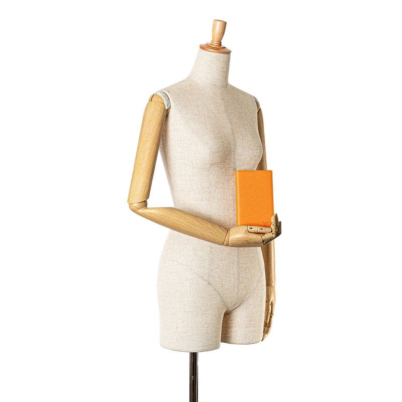 Louis Vuitton Louis Vuitton Louis Vuitton Epi Agenda Cover R2052H Orange Leather Notebook Cover R2052H in Great Condition Size ONE SIZE - 7 Thumbnail