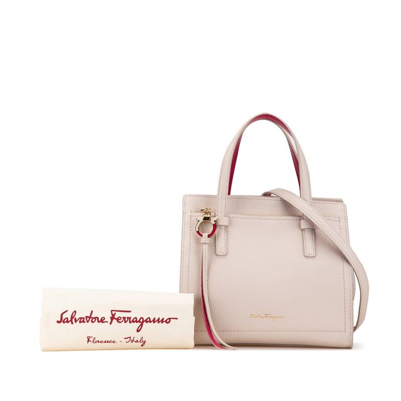 Salvatore Ferragamo Salvatore Ferragamo Salvatore Ferragamo Gancini Amy Leather 2WAY Handbag Leather Handbag EE-21 F478 in Great Condition Size ONE SIZE - 7 Thumbnail