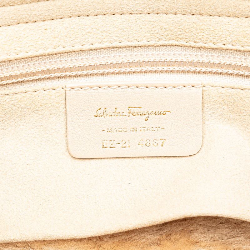 Salvatore Ferragamo Salvatore Ferragamo Salvatore Ferragamo Gancini Leather Shoulder Bag Leather Shoulder Bag EZ-21 4887 in Very Good Condition Size ONE SIZE - 6 Thumbnail